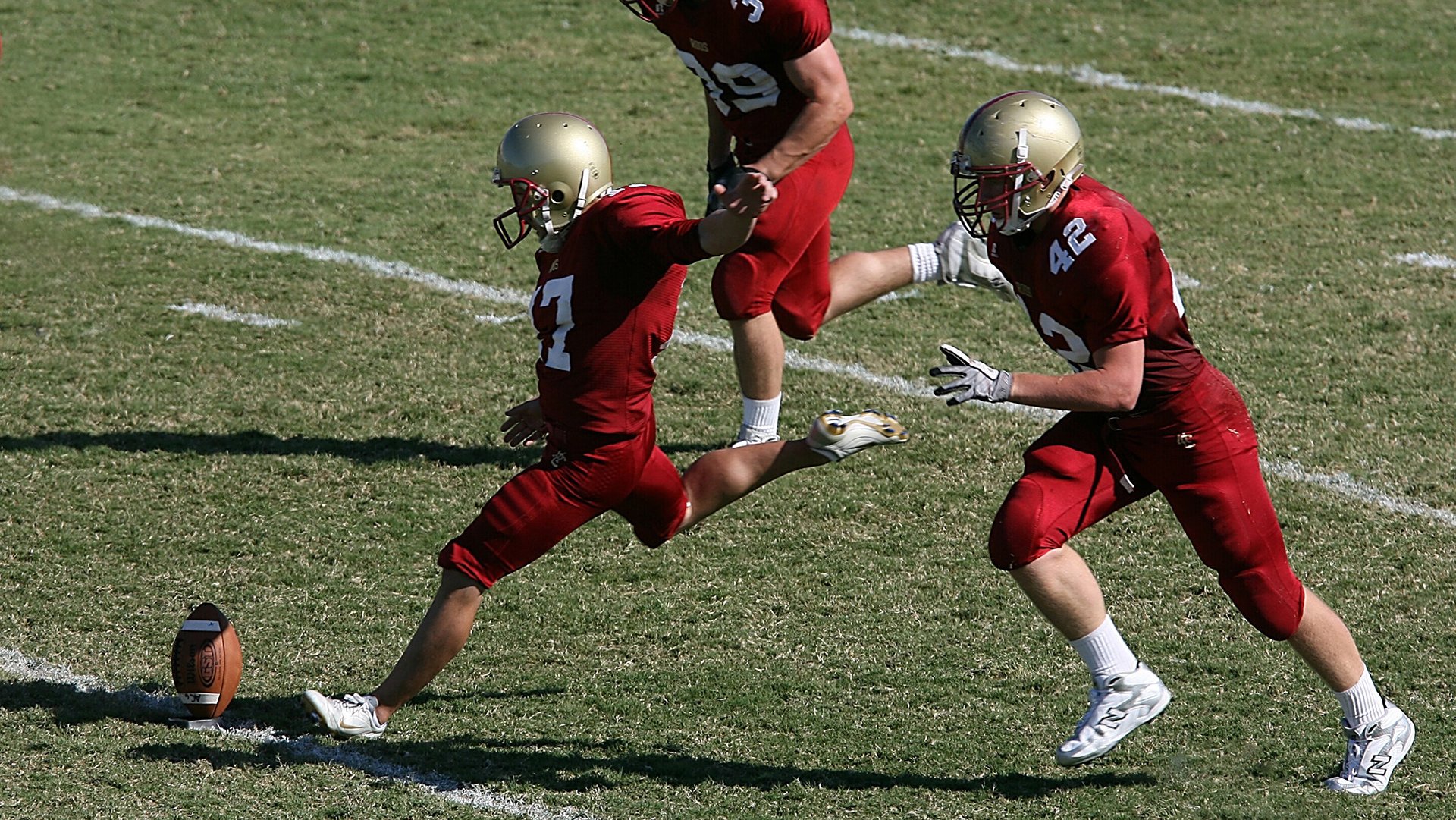 英超激烈争夺,豪门奋战不断