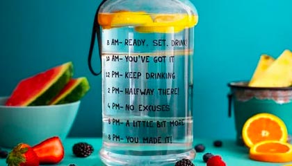 Jiu You-中国足球职业俱乐部强化教练团队梯队构建，足球队教练组架构